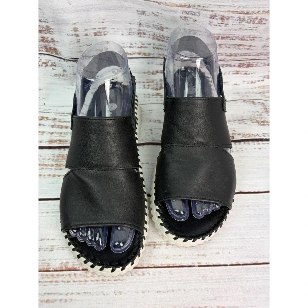 Eric Michael Sola Black Leather slingback sandal white flat sole EU 36 US 5-5.5